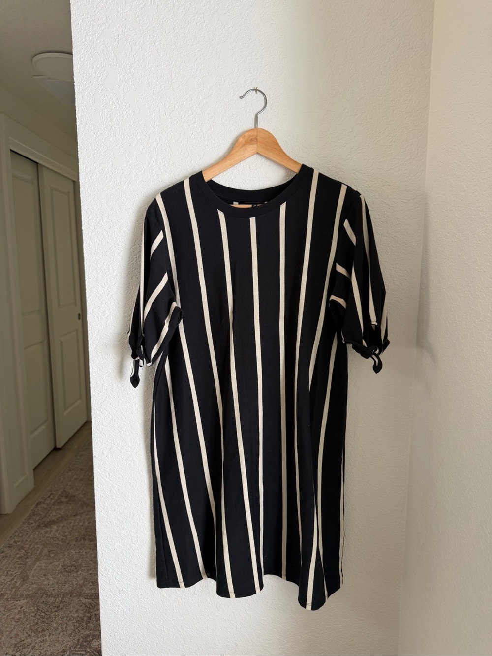 Who What Wear Black Dress with Cream Vertical Stripes